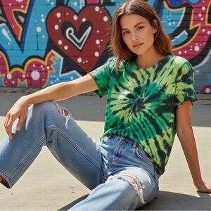 Nation LTD Women's Boho Hippie Boxy Green Tie Dye Short Sleeve Tee Size Small
